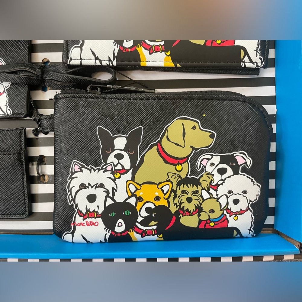 MARC TETRO Dog Print Set Coin Purse, Passport Case, Luggage Tag & Cardholder - Picture 5 of 9